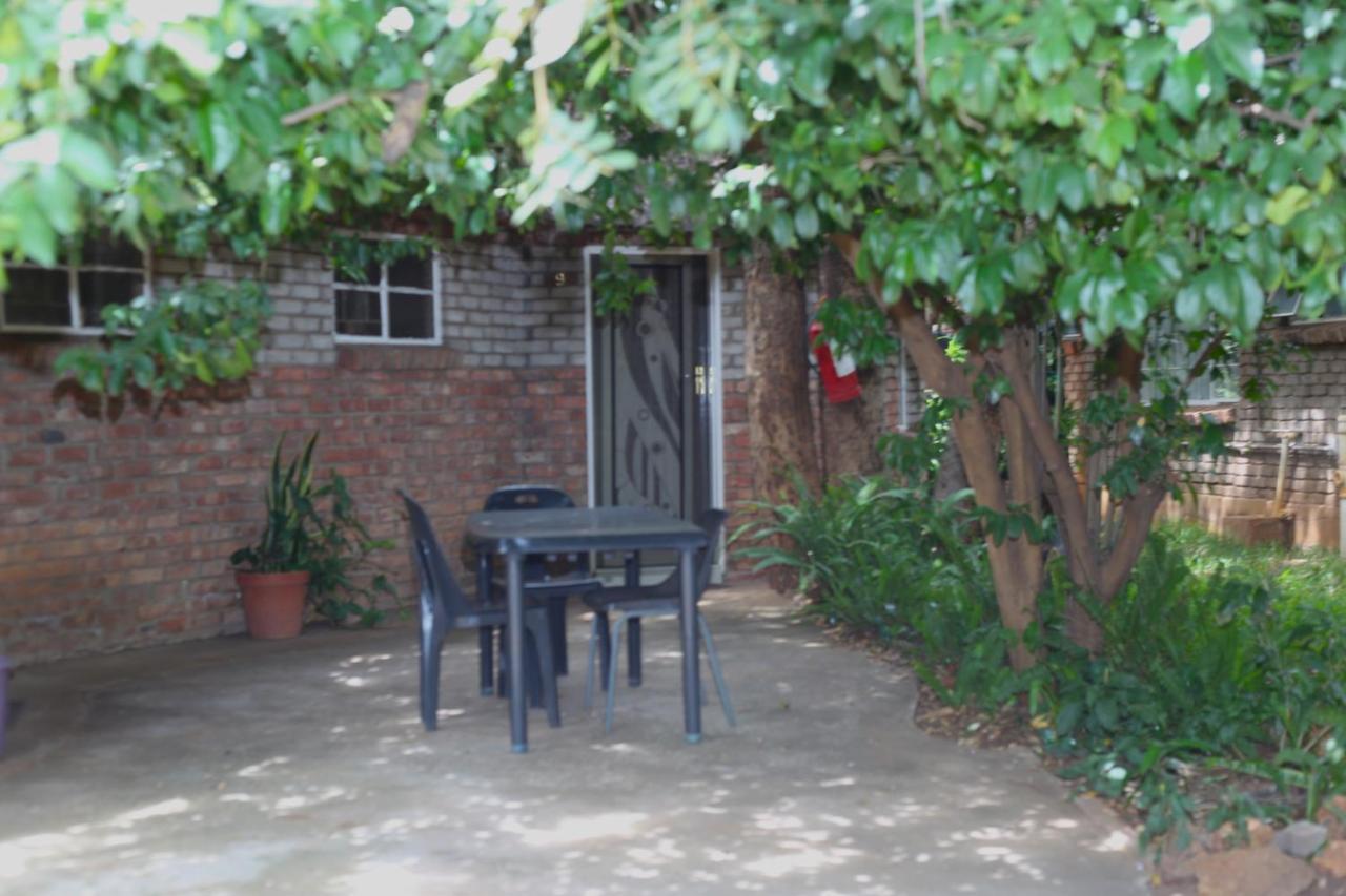 Mawuya Lodge Victoria Falls Exterior foto