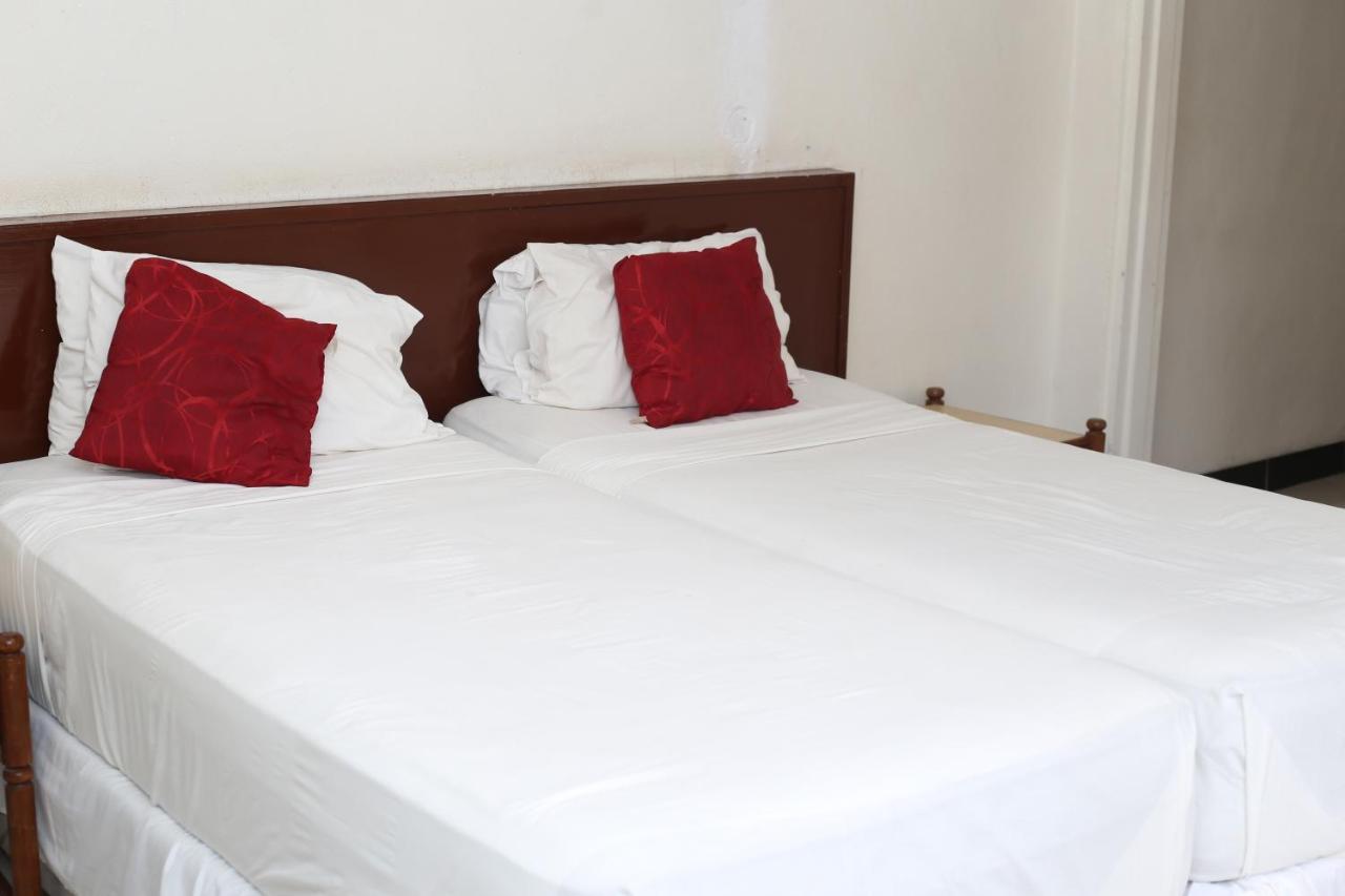 Mawuya Lodge Victoria Falls Exterior foto